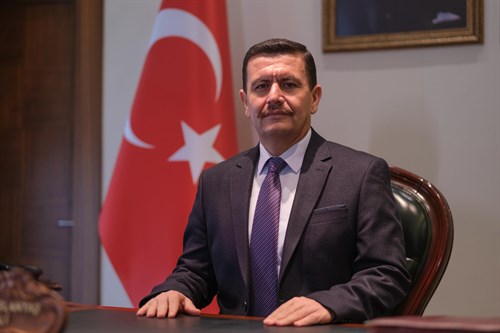 Burdur Valisi Sayın Ali Arslantaş, Mübarek Üç Aylar ve Regaib Kandili münasebetiyle mesaj yayınladı.