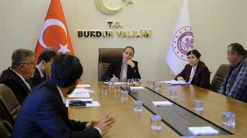 VALİ TÜLAY BAYDAR BİLGİHAN, HALK GÜNÜ TOPLANTISINDA VATANDAŞLARLA BULUŞTU